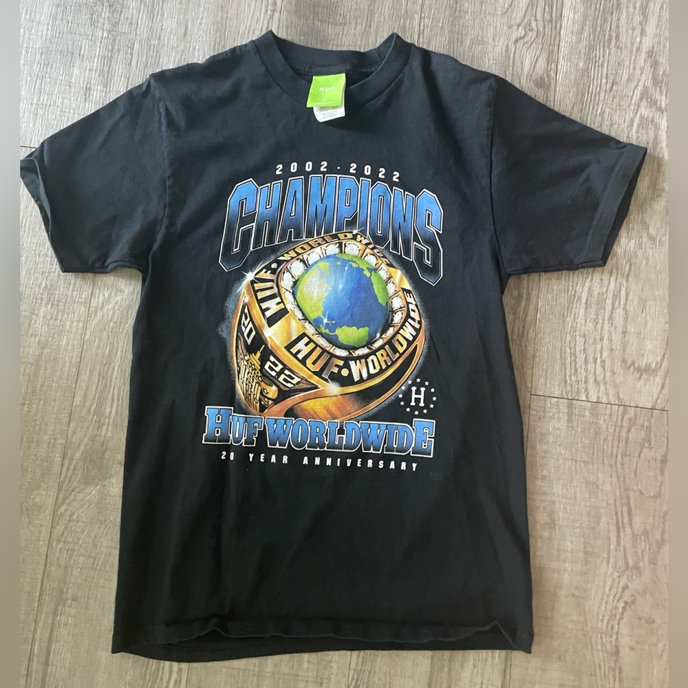 HUF 20th anniversary Men’s graphic T-shirt Size S
